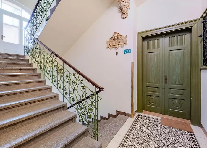 Blueground 2 Renovated Riegrovy Sady Prg-30 Appartement